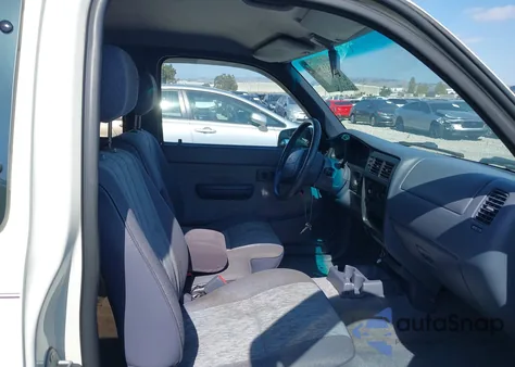 1998 Toyota Tacoma z USA, uszkodzony, nr VIN 4TAVL52N2WZ007051